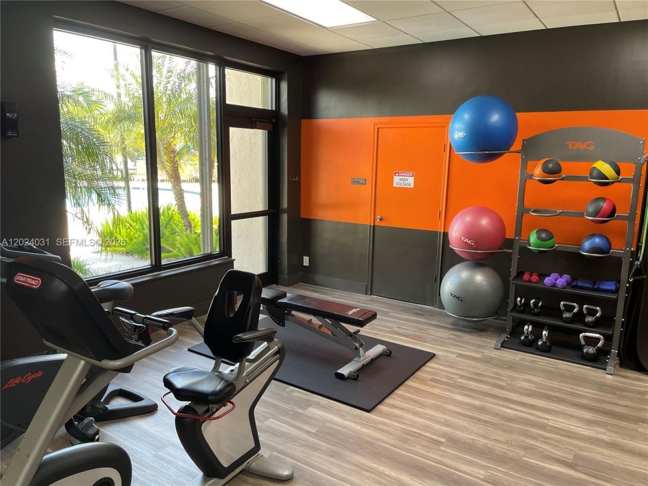 90 Edgewater Dr, Unit 1222, Coral Gables, FL 33133 Photo