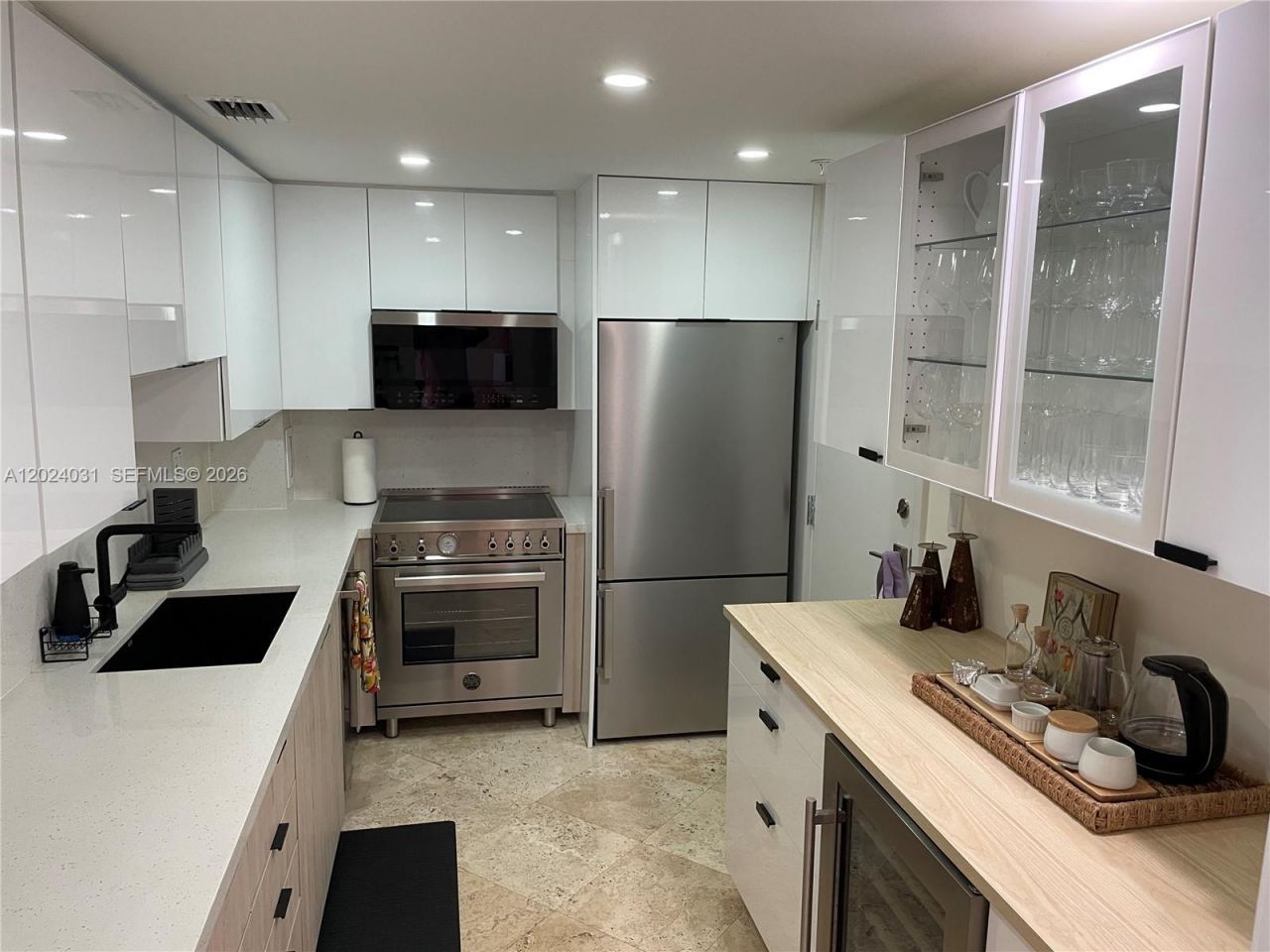 90 Edgewater Dr, Unit 1222, Coral Gables, FL 33133 Photo