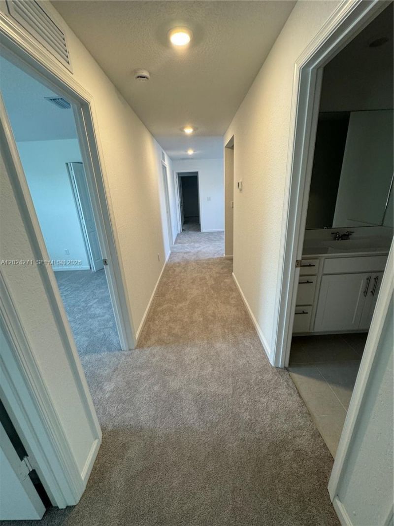 693 Carlyle Way, Fort Pierce, FL 34947 Photo