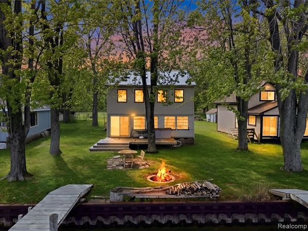 6556 Dickinson Island, Clay Twp, MI 48001