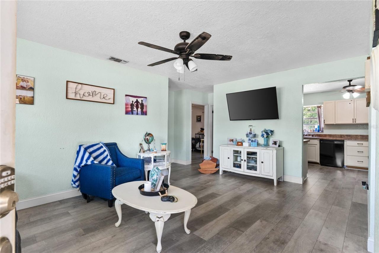 12 Beverly Drive, Frostproof, FL 33843 Photo