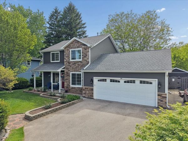 816 Belle Plaine Avenue, Gurnee, IL 60031