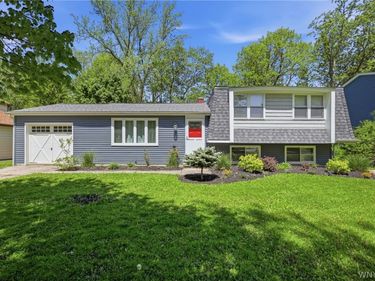 129 Lyrae Drive, Getzville, NY 14068