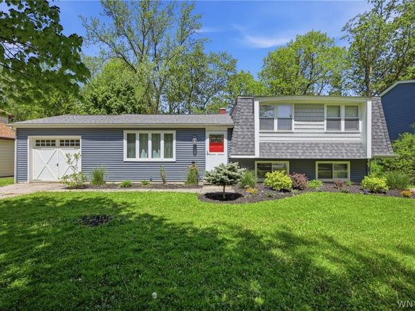 129 Lyrae Drive, Getzville, NY 14068