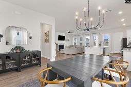 1020 Arrowwood Way  photo 4