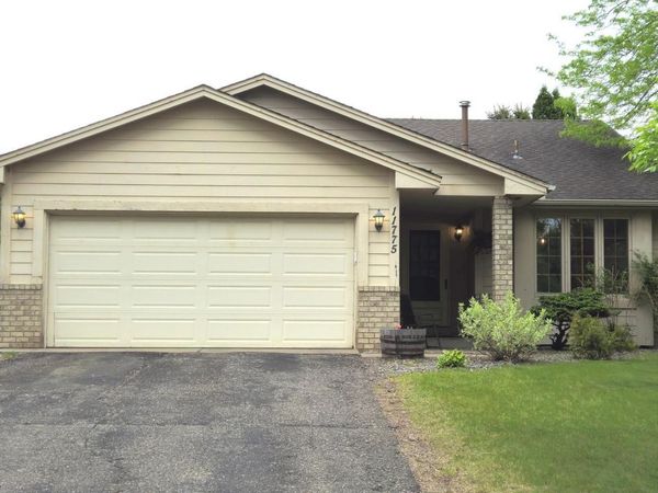 11775 Kerry Street NW, Coon Rapids, MN 55433