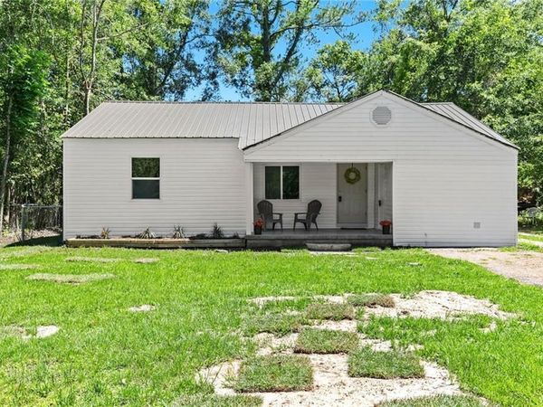 1767 Pake Avenue, Mobile, AL 36605