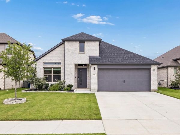 414 Hazeltine Road, Red Oak, TX 75154