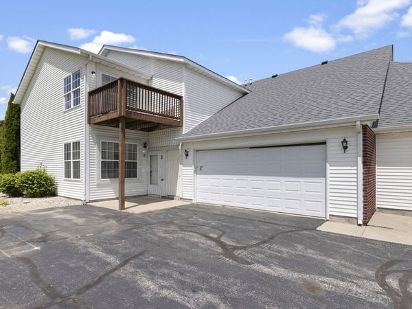 10050 Skipperling Road , Unit 1, Roscoe, IL 61073