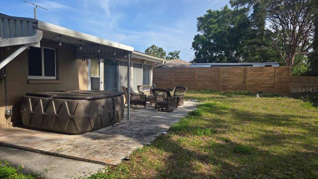 6015 Carlton Avenue, Sarasota, FL 34231 Photo