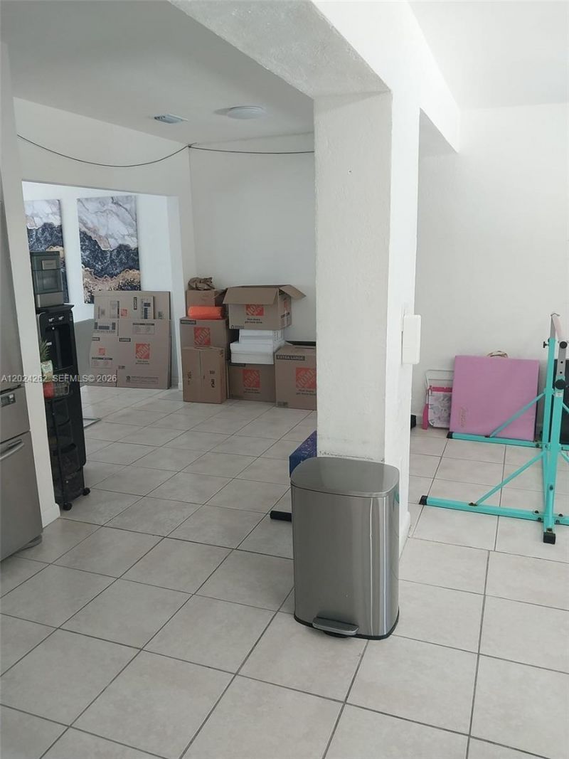 2034 NW 93rd St, Miami, FL 33147 Photo
