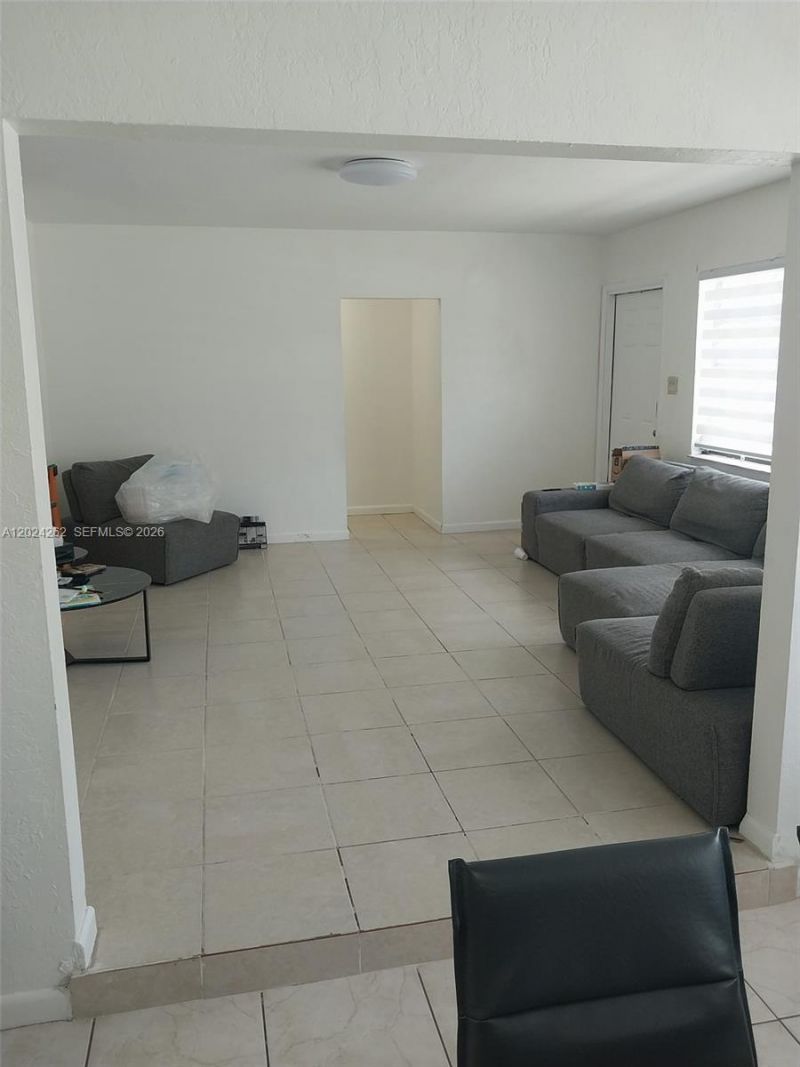 2034 NW 93rd St, Miami, FL 33147 Photo