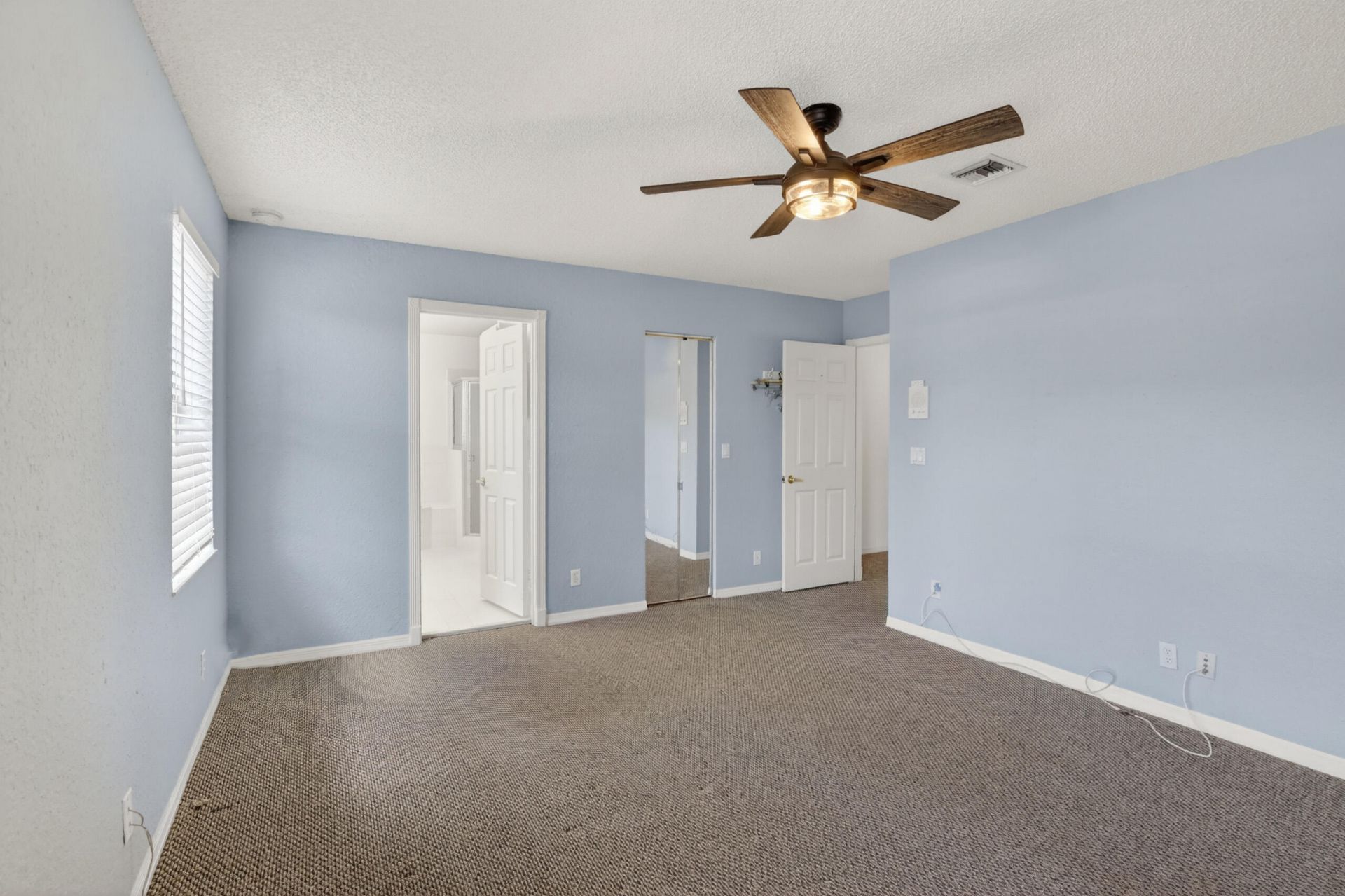 10690 NW 2nd Circle, Pembroke Pines, FL 33026 Photo
