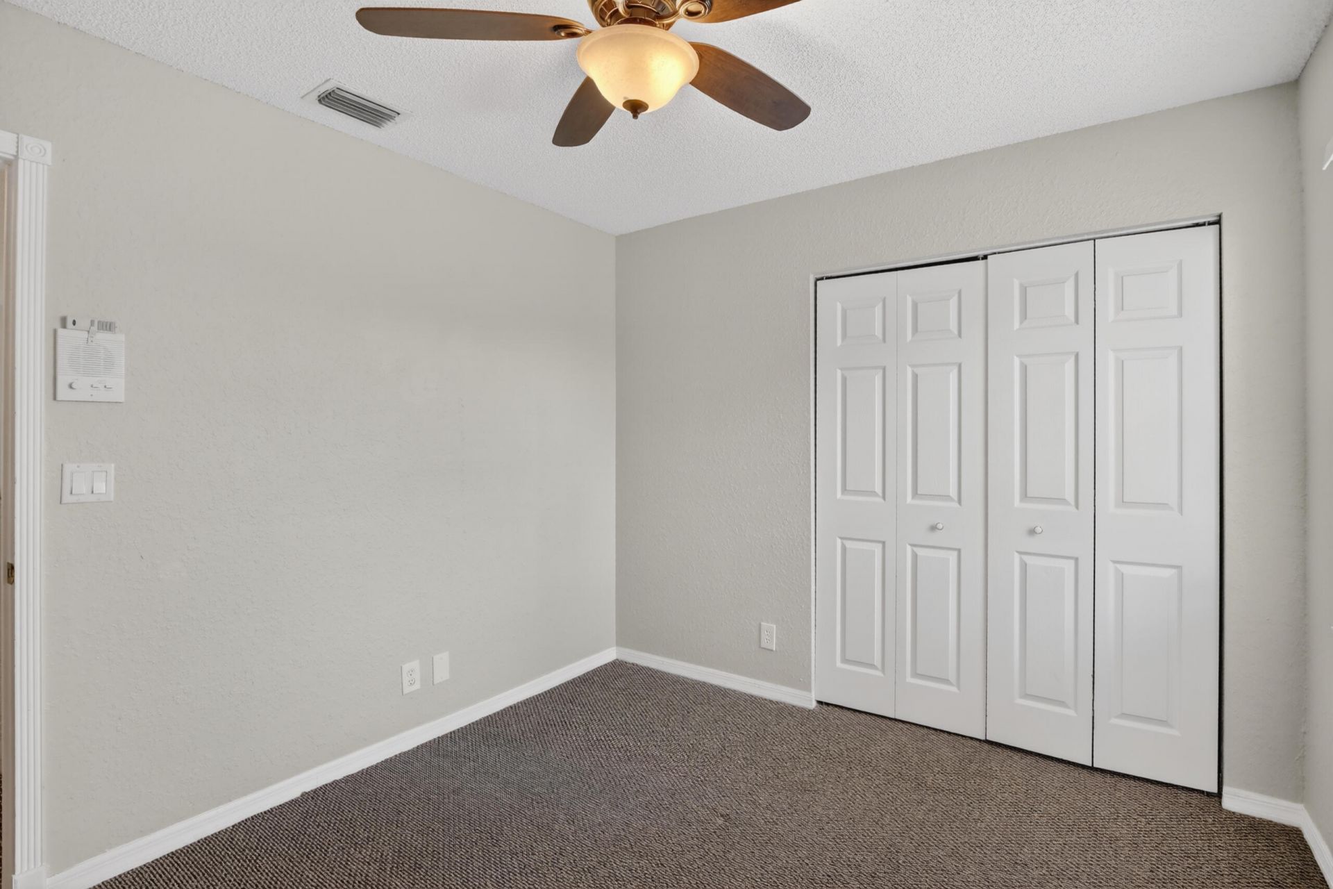 10690 NW 2nd Circle, Pembroke Pines, FL 33026 Photo