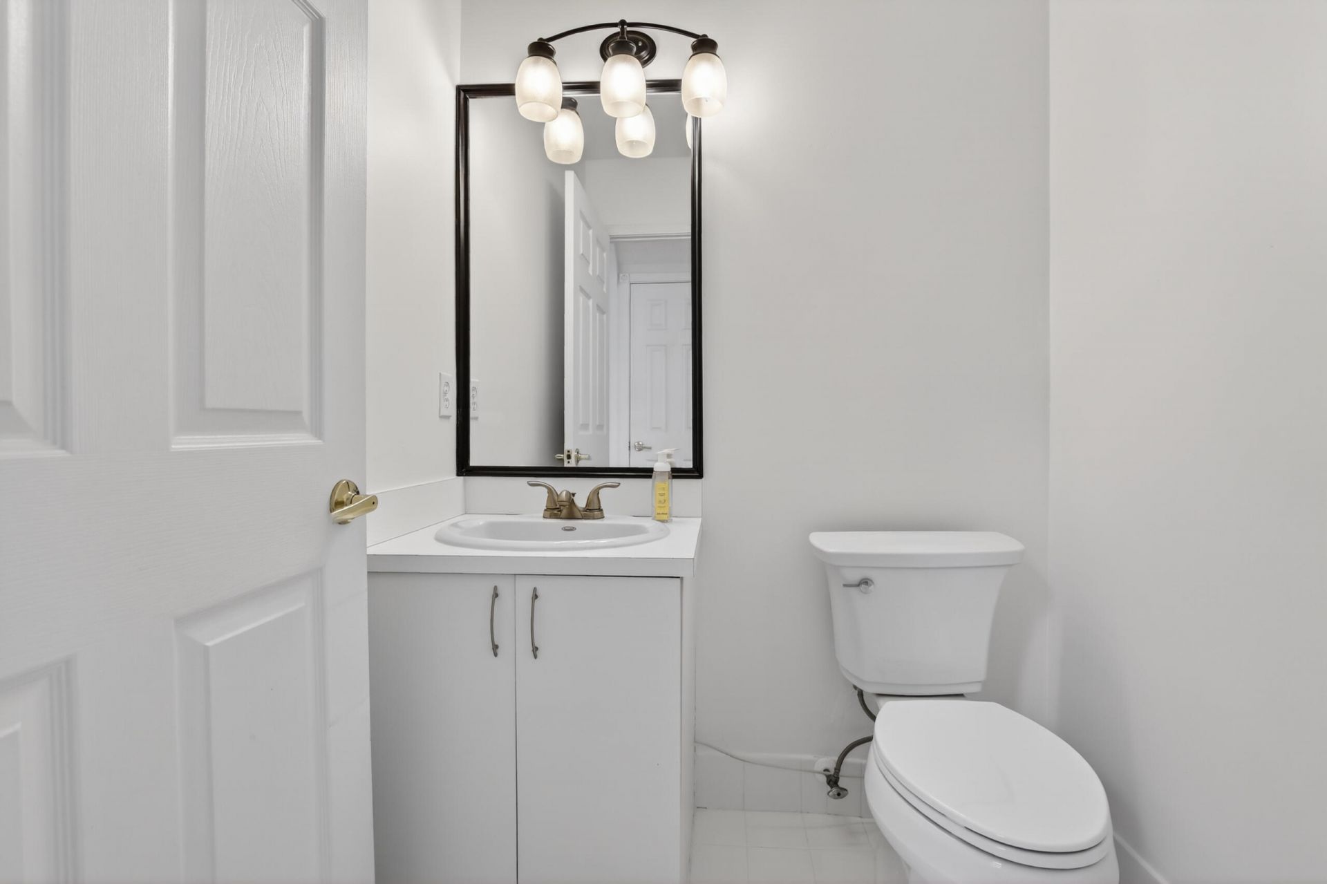 10690 NW 2nd Circle, Pembroke Pines, FL 33026 Photo