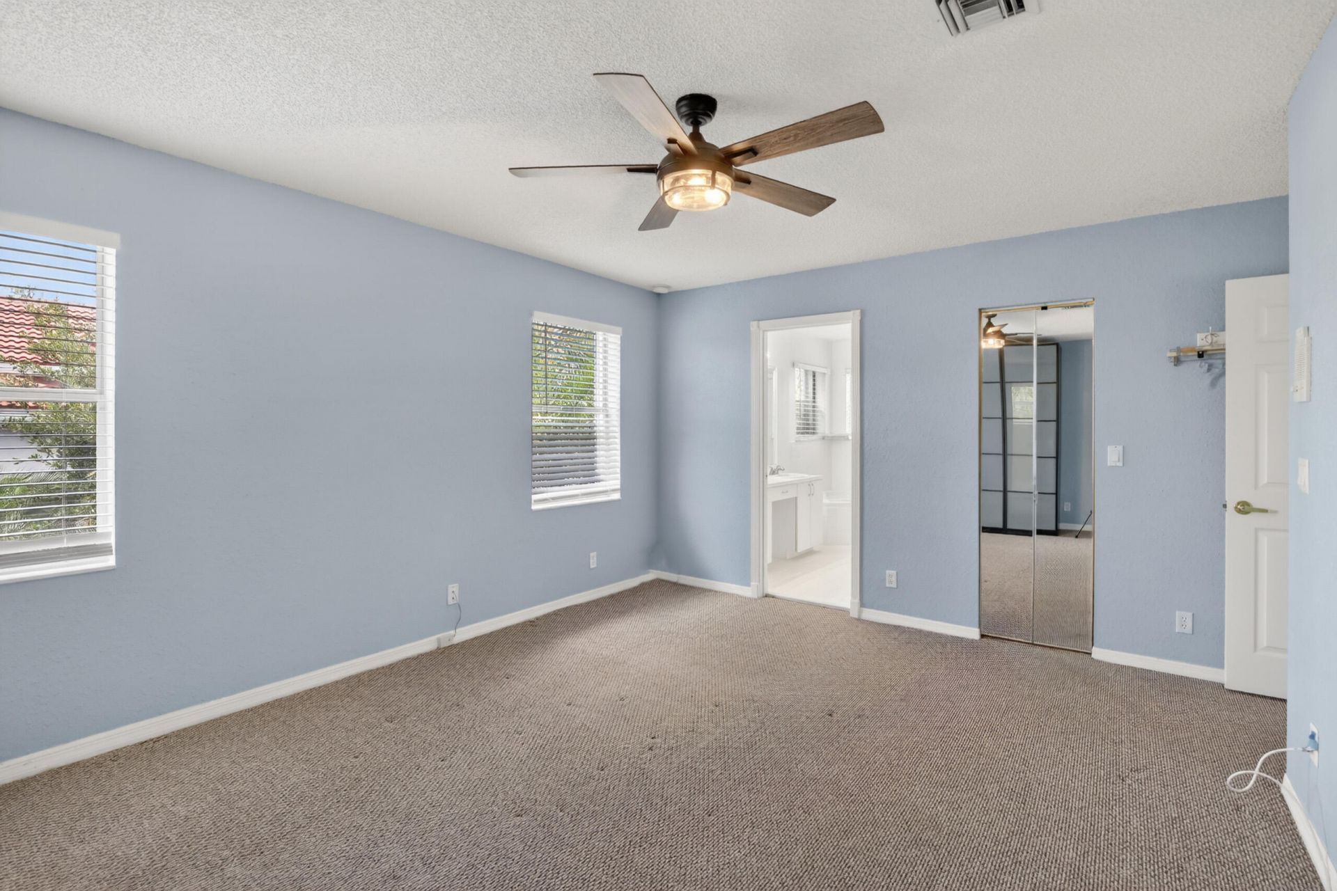 10690 NW 2nd Circle, Pembroke Pines, FL 33026 Photo