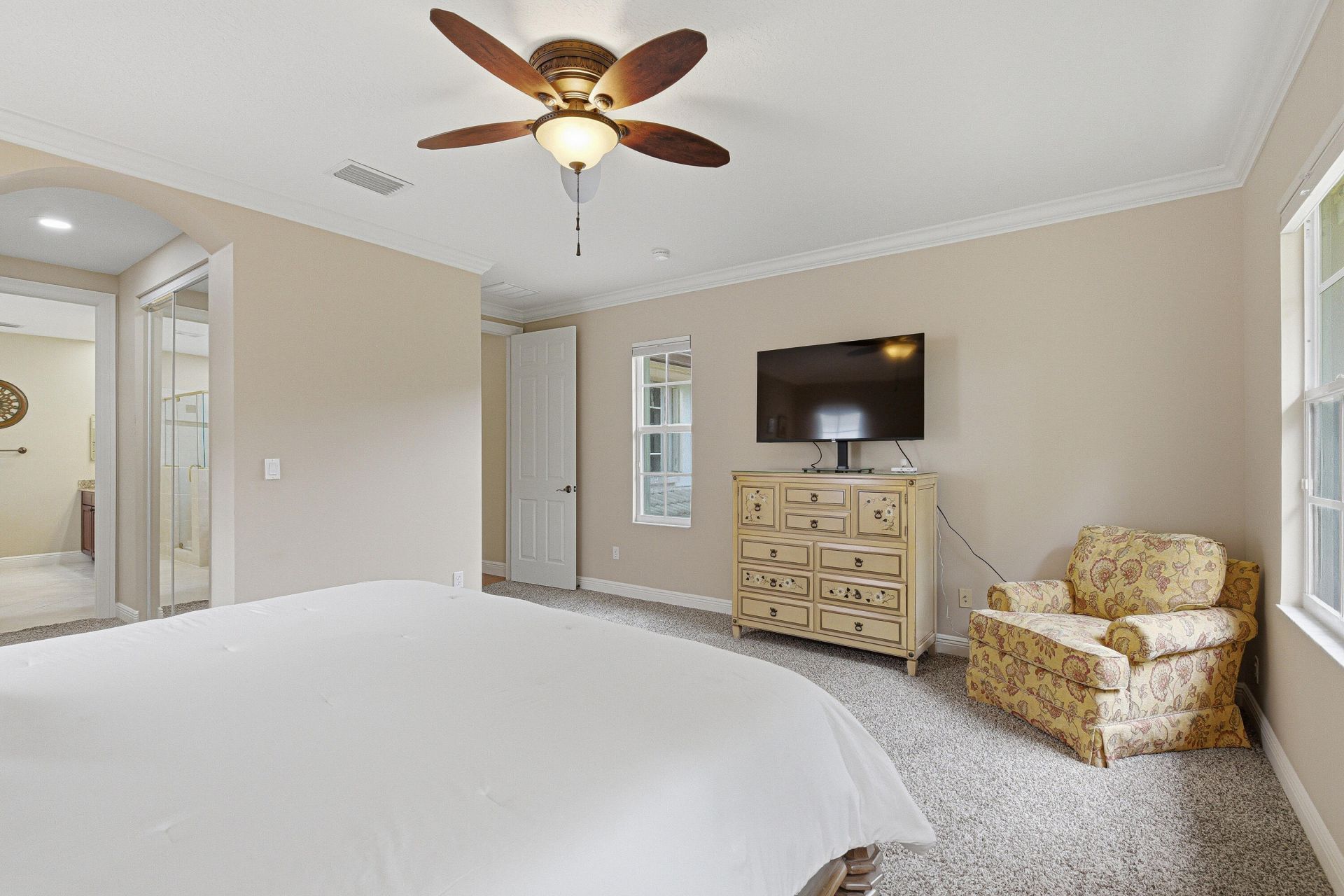 946 Mill Creek Drive, Palm Beach Gardens, FL 33410 Photo