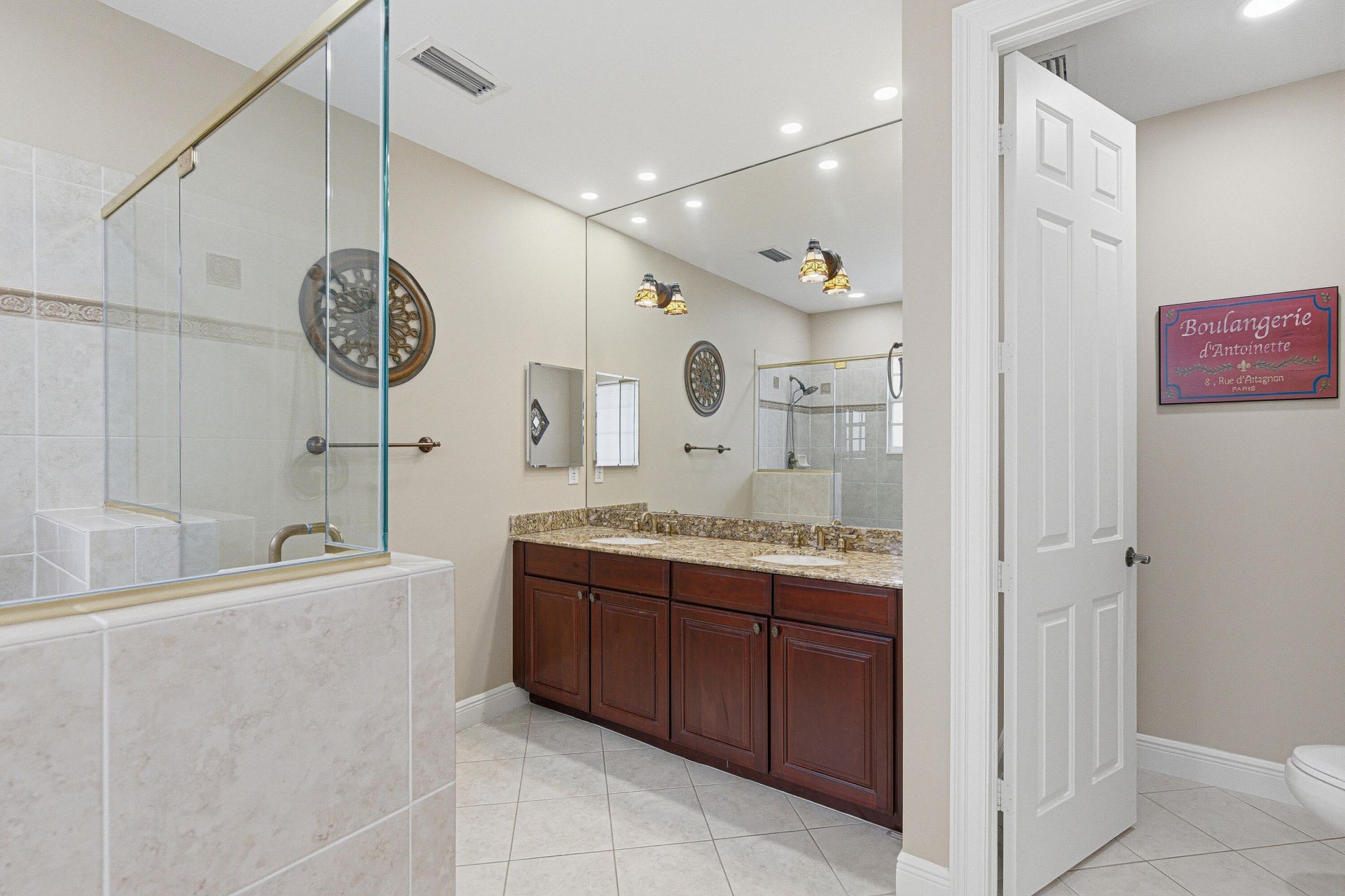 946 Mill Creek Drive, Palm Beach Gardens, FL 33410 Photo