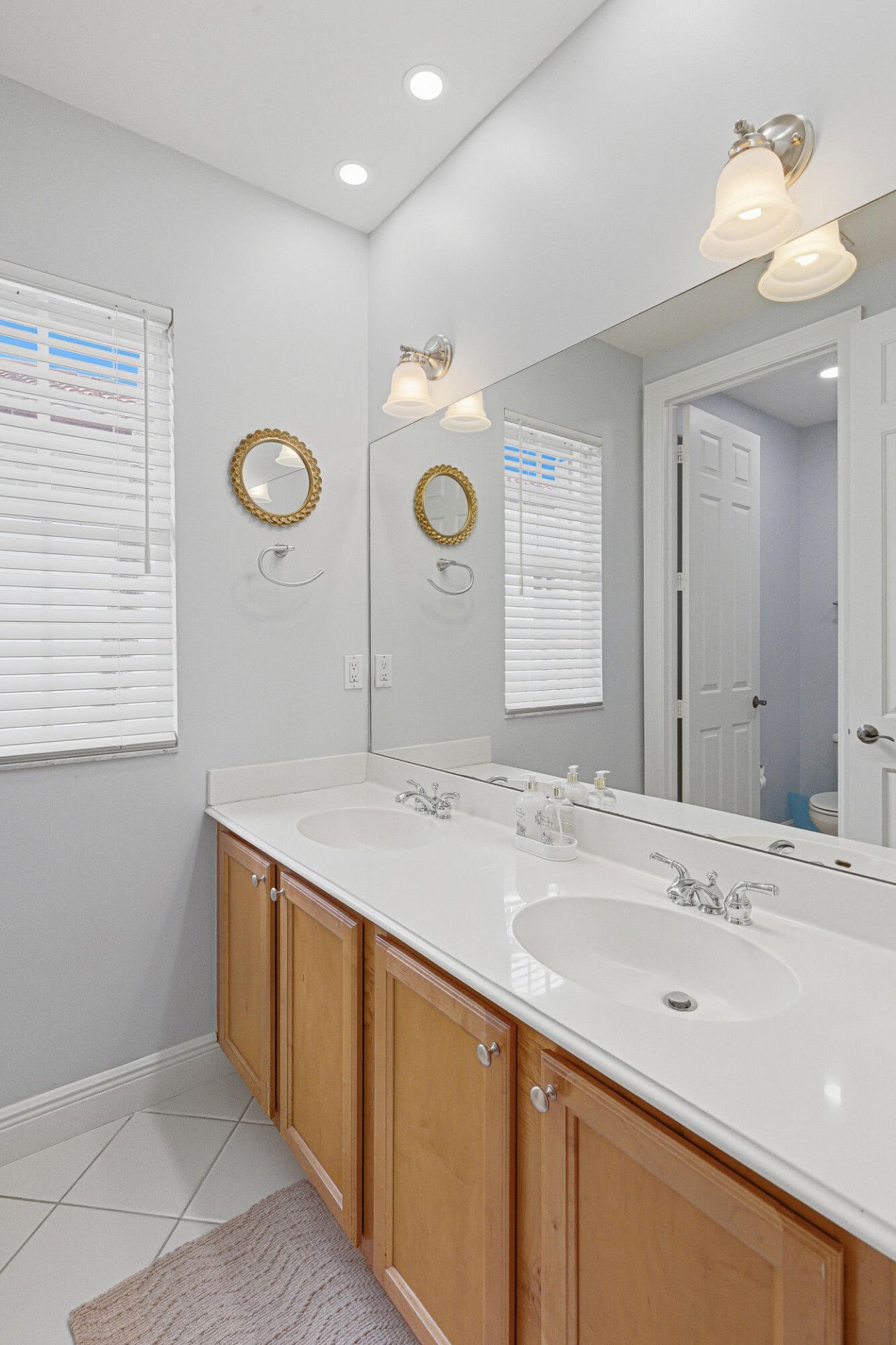 946 Mill Creek Drive, Palm Beach Gardens, FL 33410 Photo