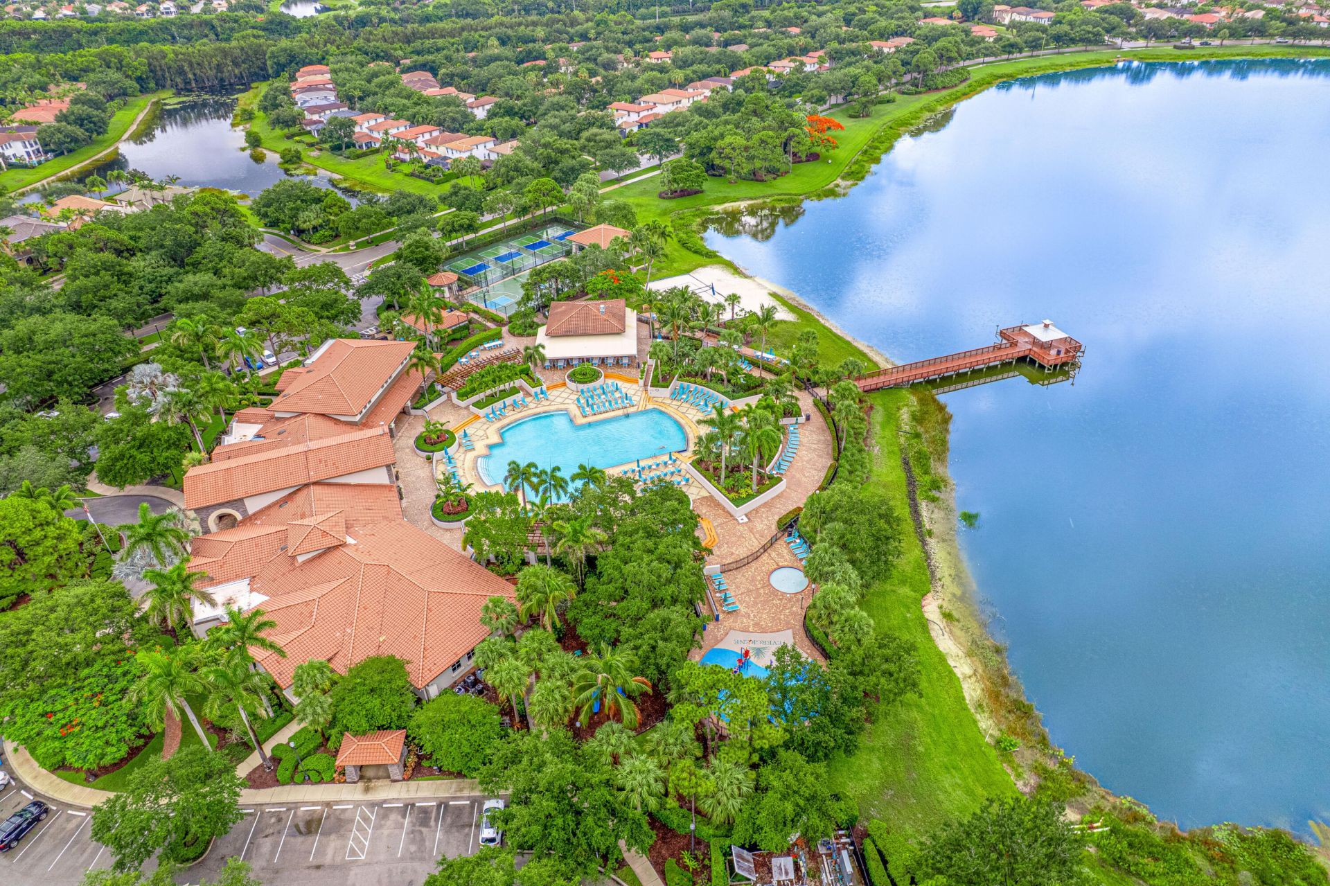 946 Mill Creek Drive, Palm Beach Gardens, FL 33410 Photo