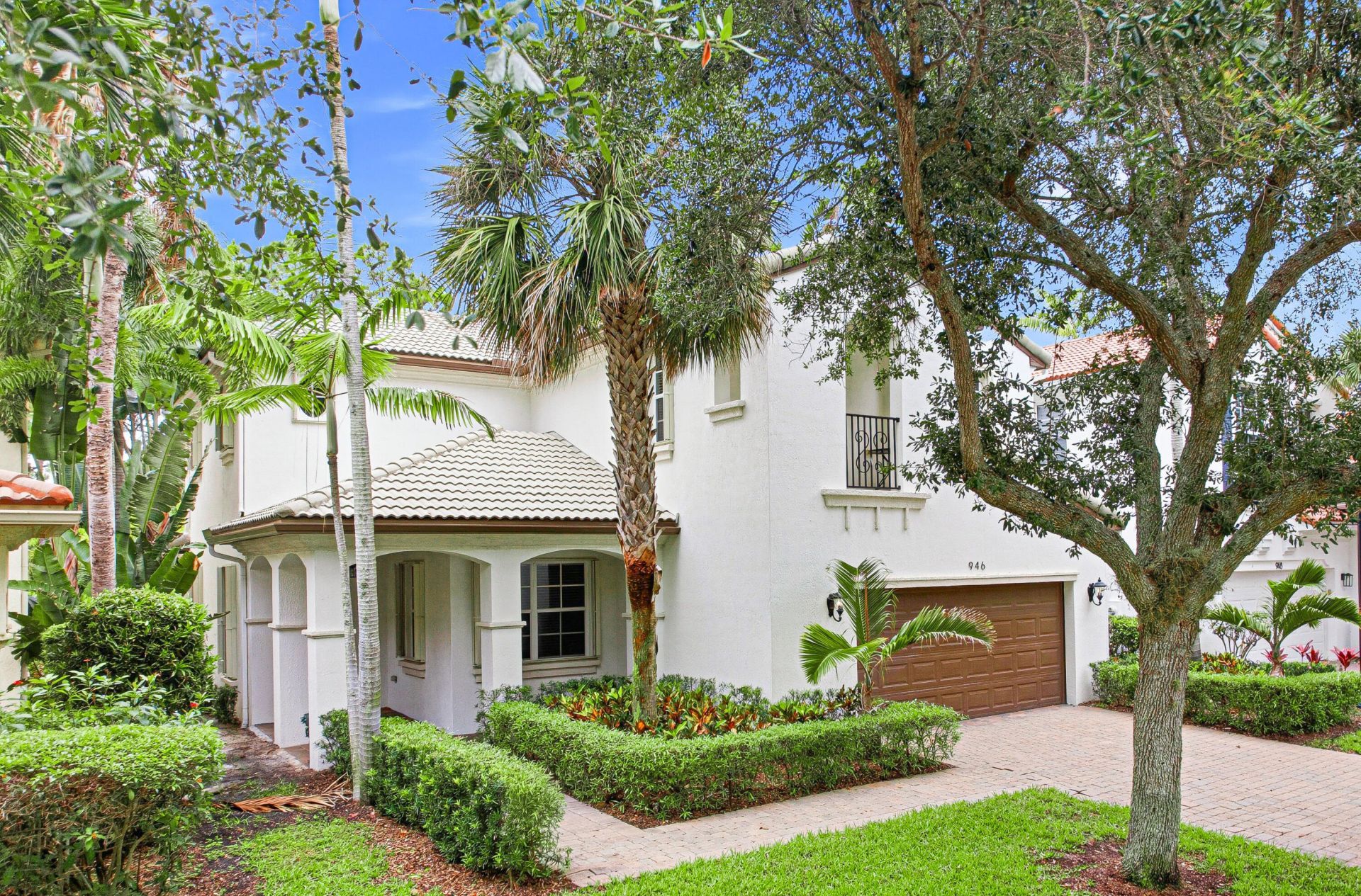 946 Mill Creek Drive, Palm Beach Gardens, FL 33410 Photo