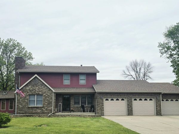 42 Golf View Court, Garner, IA 50438