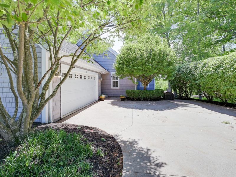 763 Glenview Drive , Howard, OH 43028 Photo 6