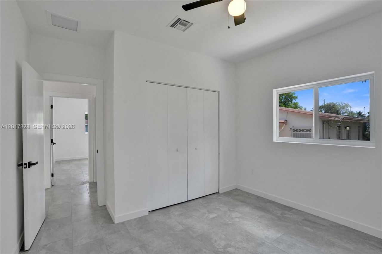 2536 NW 9th Ct , Fort Lauderdale, FL 33311 Photo