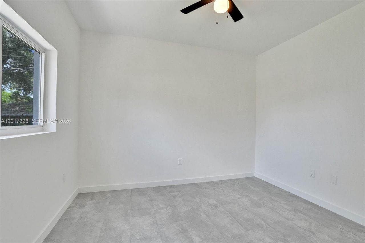 2536 NW 9th Ct , Fort Lauderdale, FL 33311 Photo
