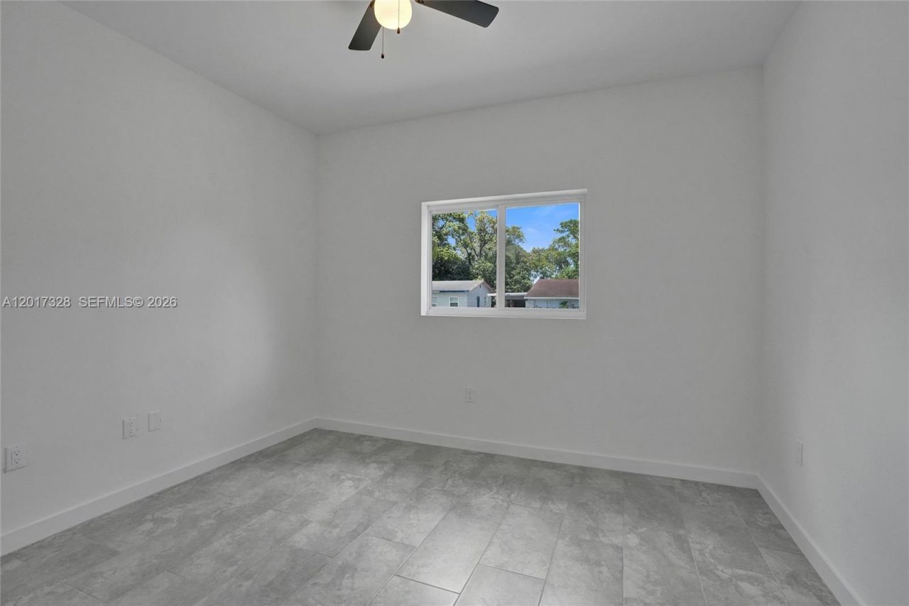 2536 NW 9th Ct , Fort Lauderdale, FL 33311 Photo