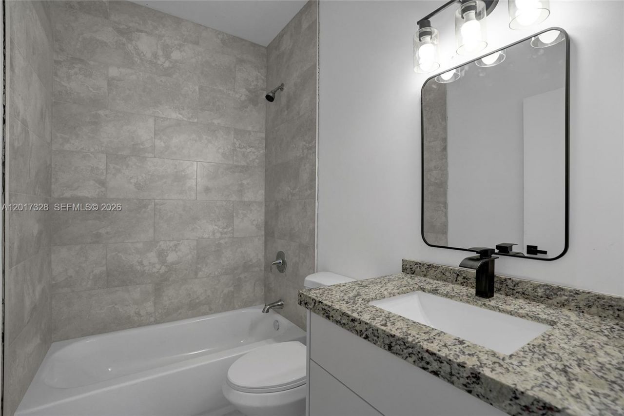 2536 NW 9th Ct , Fort Lauderdale, FL 33311 Photo