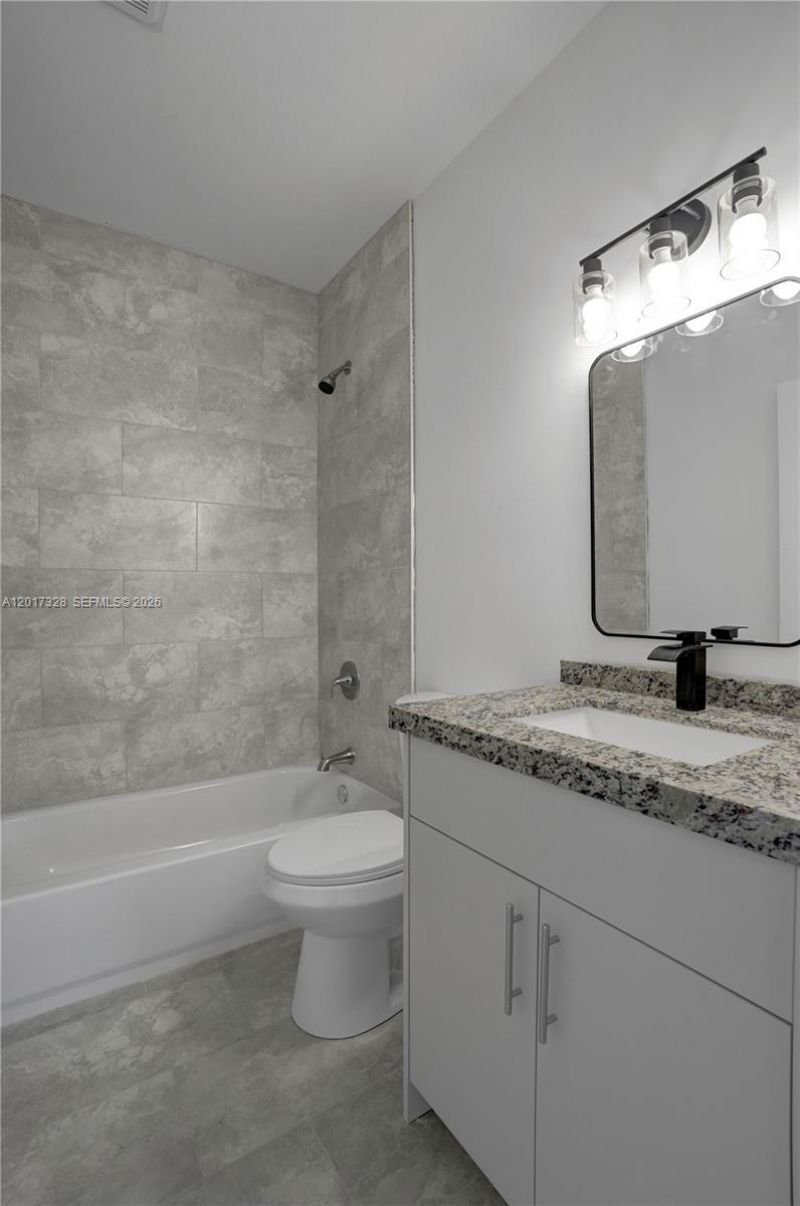 2536 NW 9th Ct , Fort Lauderdale, FL 33311 Photo