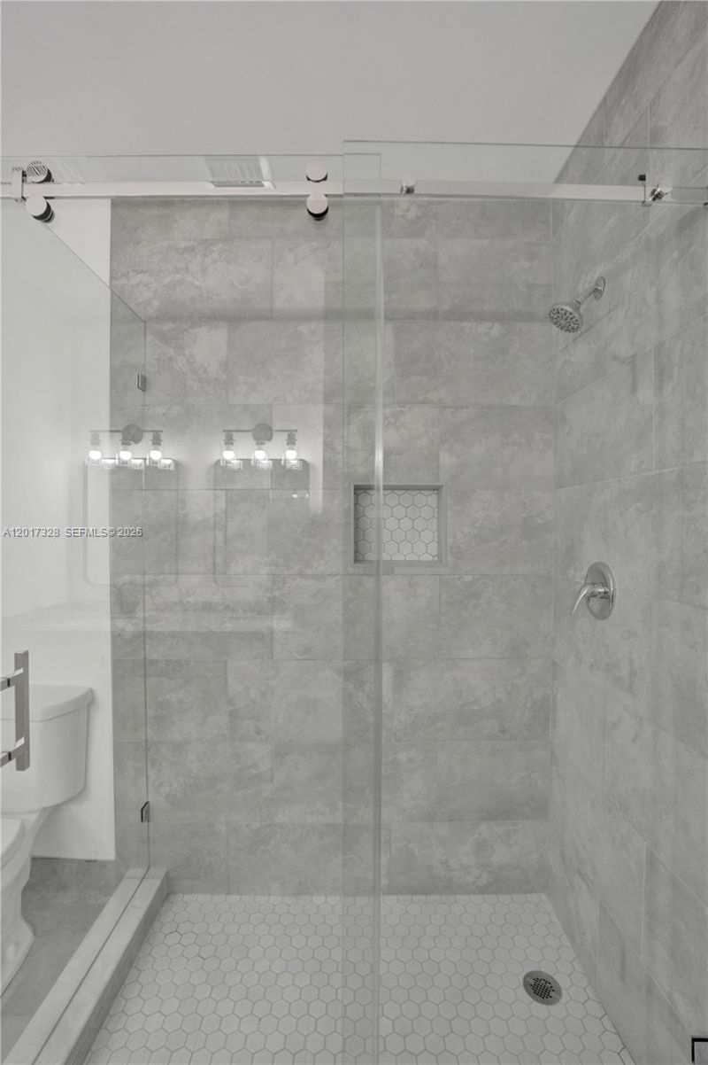2536 NW 9th Ct , Fort Lauderdale, FL 33311 Photo