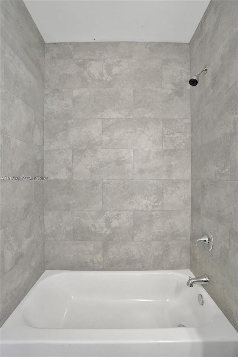 2536 NW 9th Ct , Fort Lauderdale, FL 33311 Photo