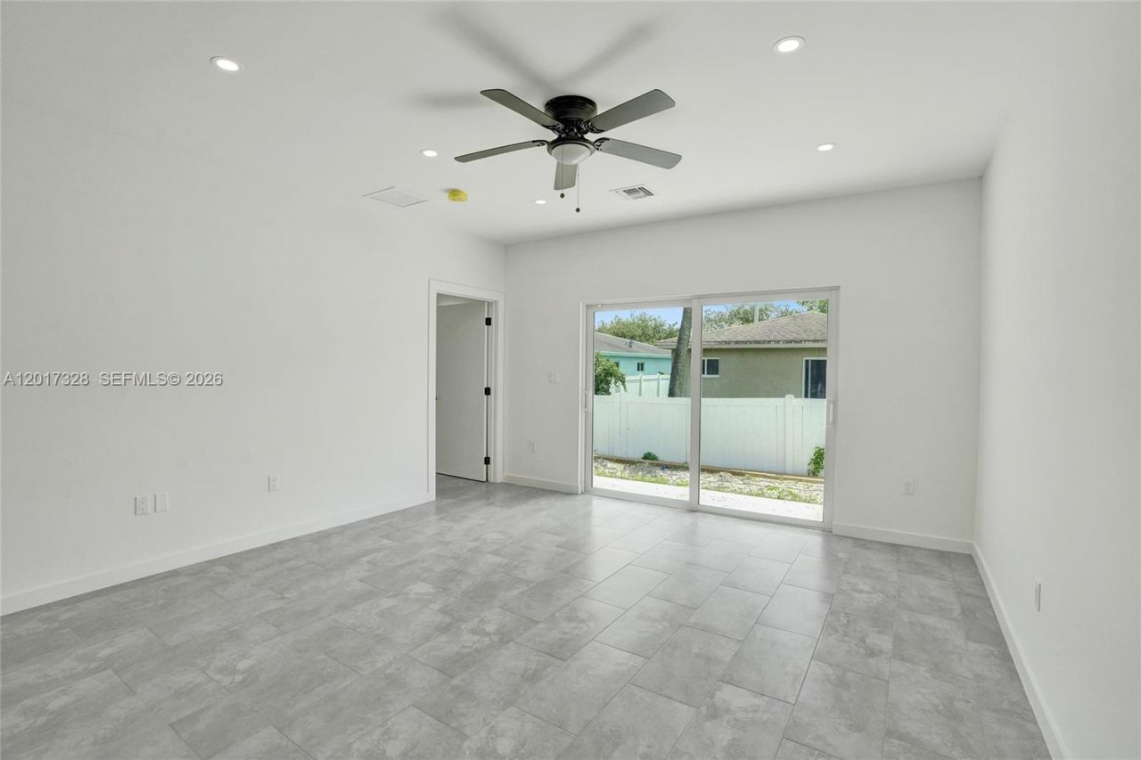 2536 NW 9th Ct , Fort Lauderdale, FL 33311 Photo