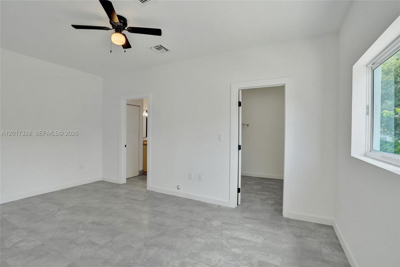 2536 NW 9th Ct , Fort Lauderdale, FL 33311 Photo
