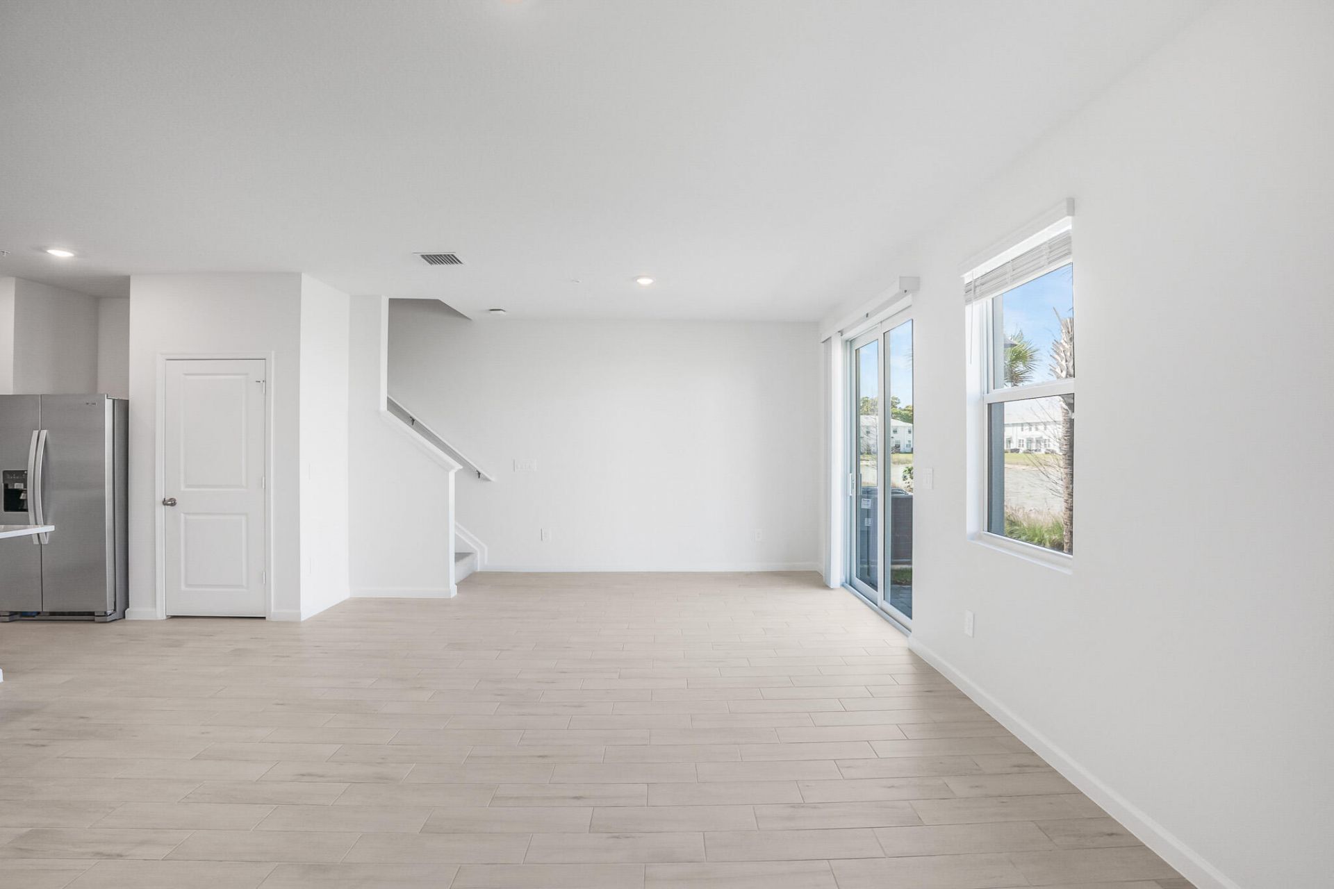 587 Salisbury Circle, Fort Pierce, FL 34982 Photo