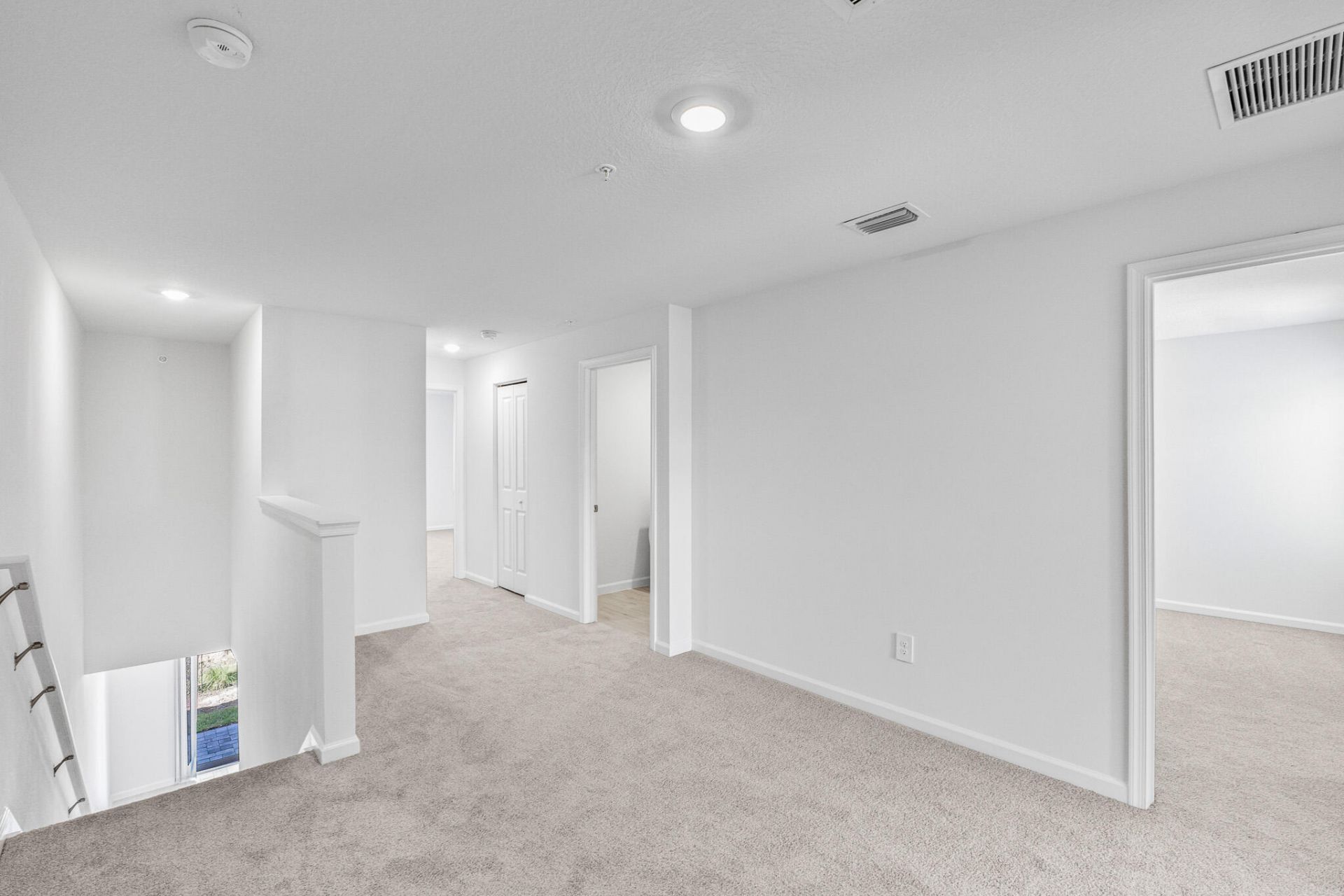 587 Salisbury Circle, Fort Pierce, FL 34982 Photo