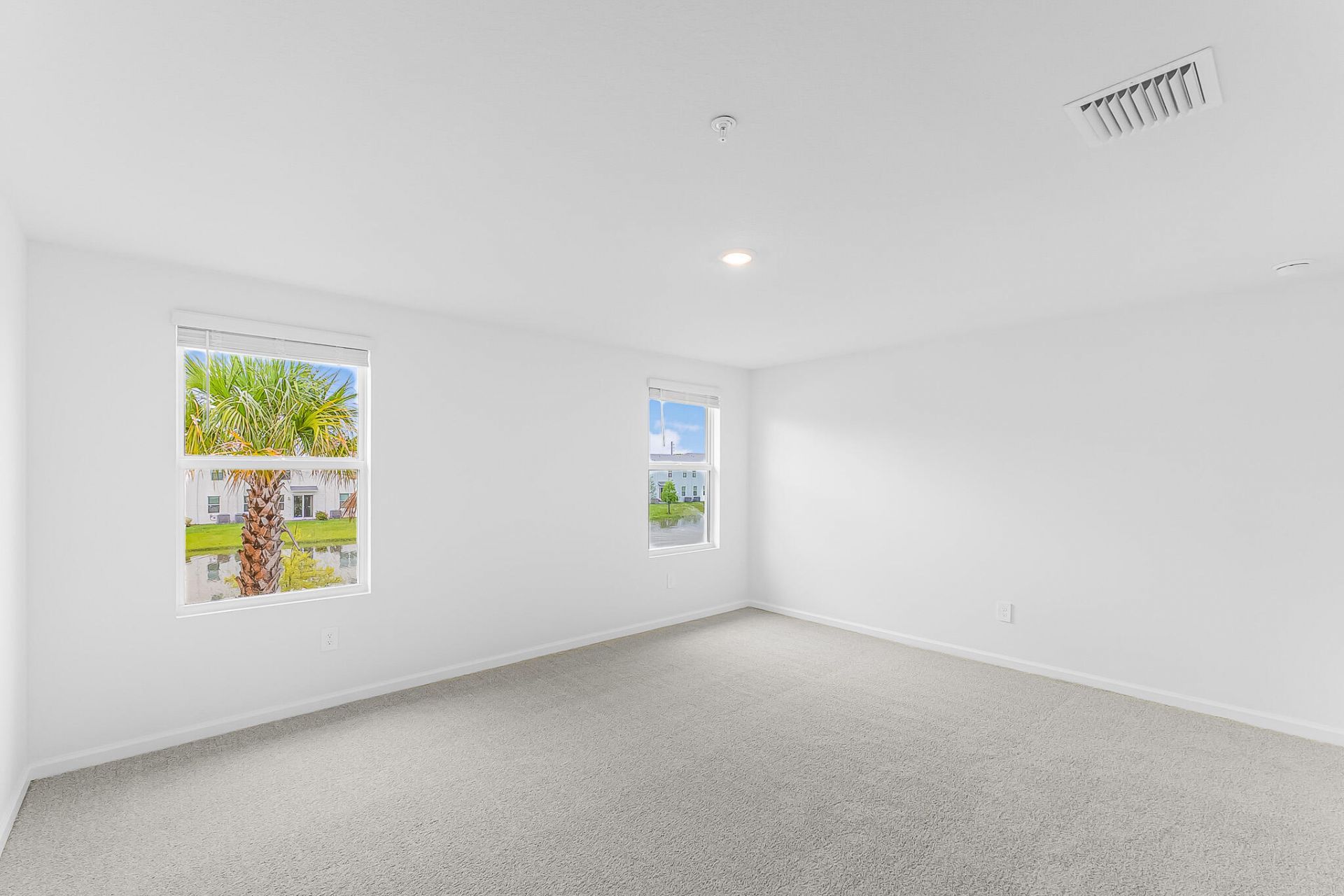 587 Salisbury Circle, Fort Pierce, FL 34982 Photo