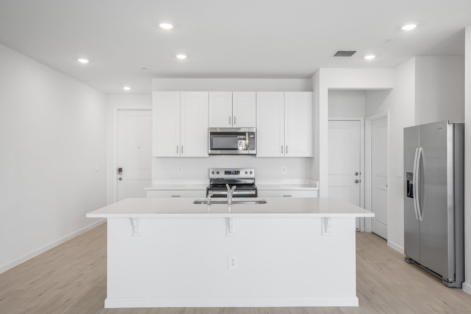 587 Salisbury Circle, Fort Pierce, FL 34982 Photo