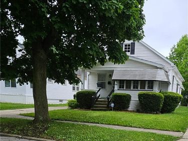 48 Best Street, Bedford, OH 44146