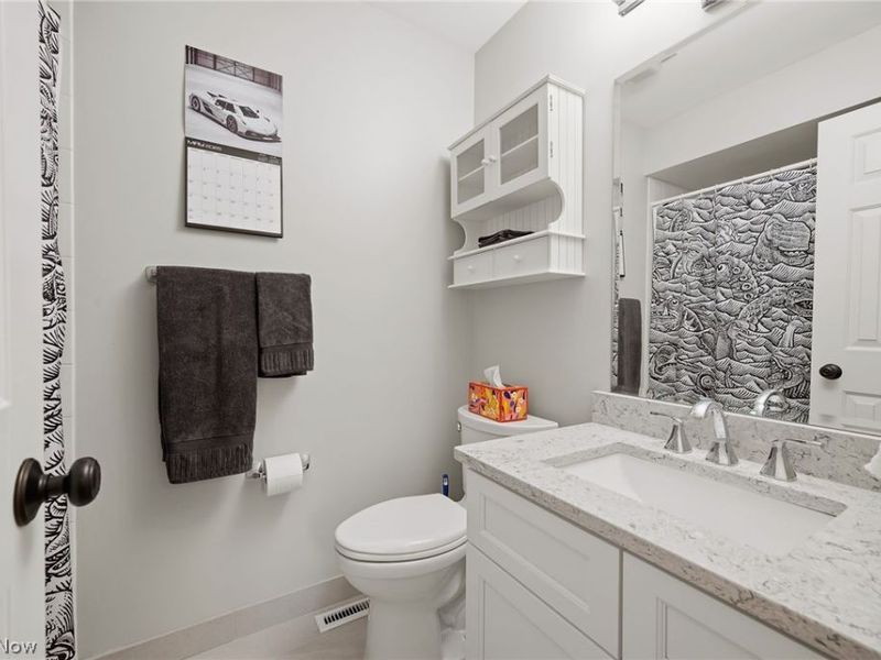 25 Commons Court, Chagrin Falls, OH 44022 Photo 24