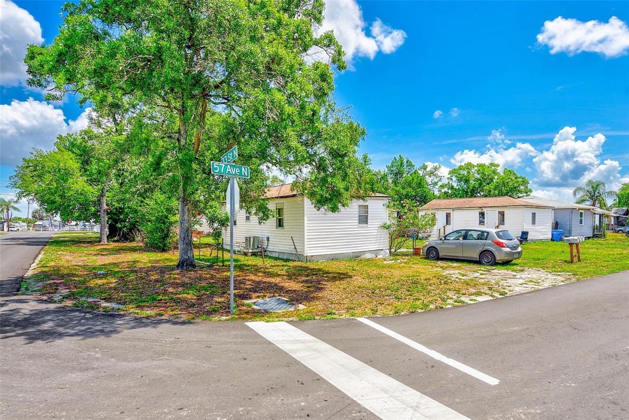 3257 57th Avenue N, Saint Petersburg, FL 33714 Photo