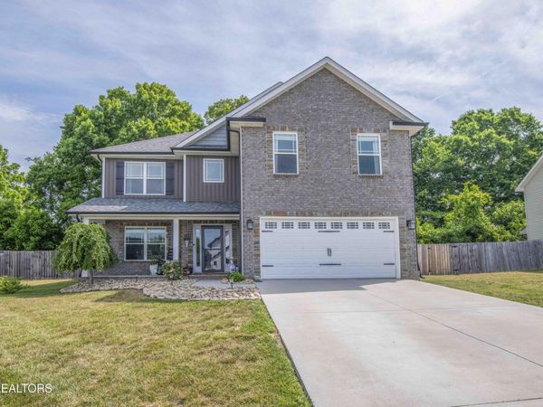 7802 Lake Mountain Lane, Knoxville, TN 37938