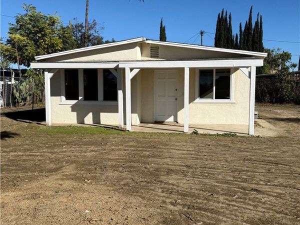 5162 Troth Street, Jurupa Valley, CA 91752