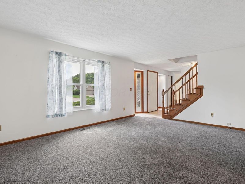 464 Meadow View Drive, Powell, OH 43065 Photo 7