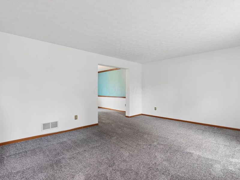 464 Meadow View Drive, Powell, OH 43065 Photo 8