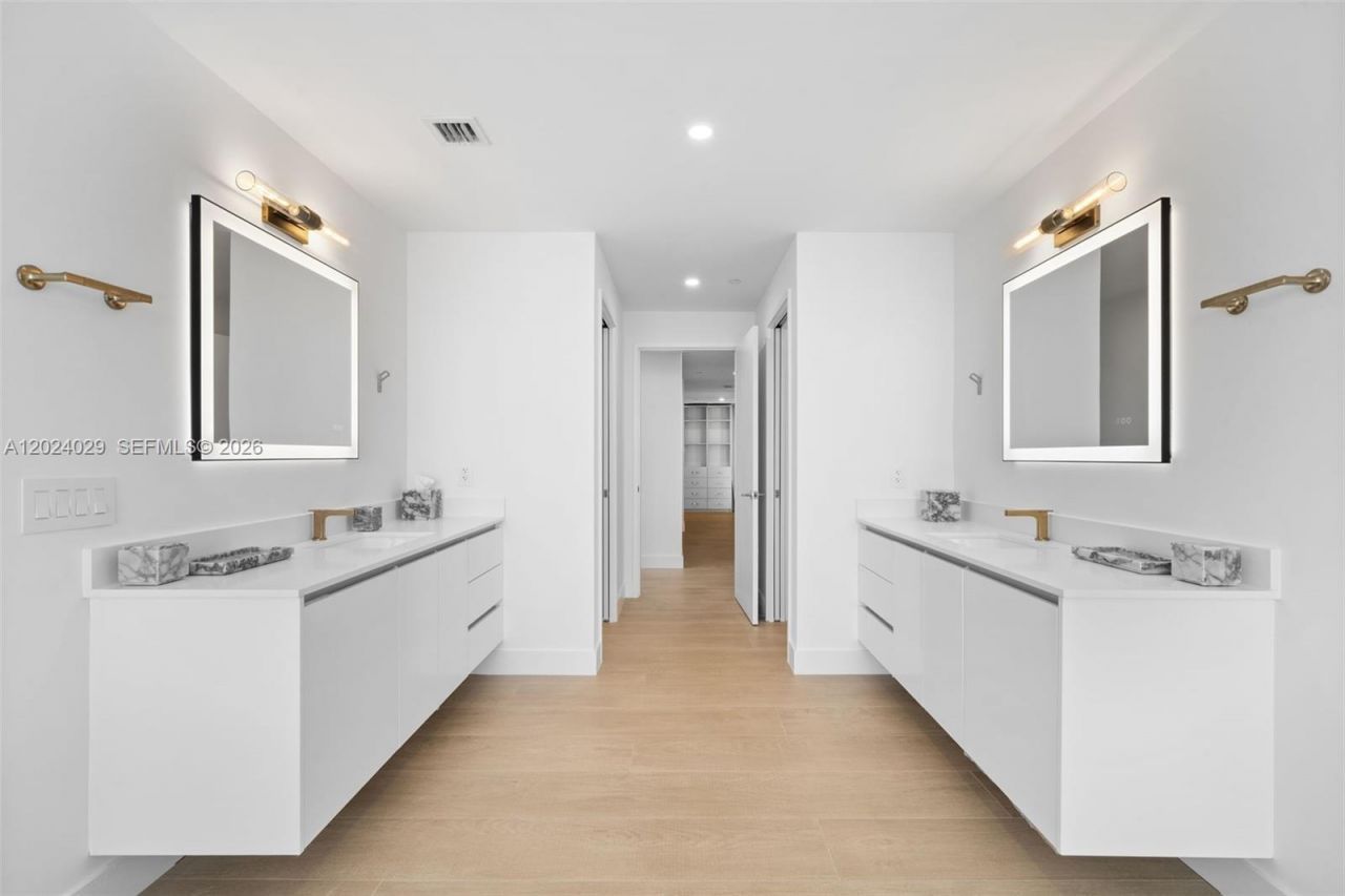 700 NE 24th St , Unit PH6005, Miami, FL 33137 Photo