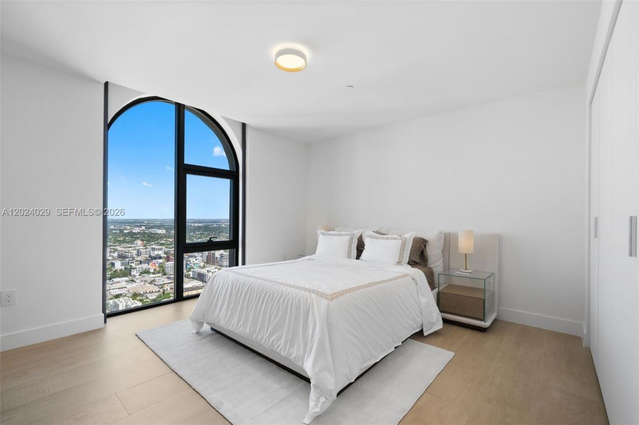 700 NE 24th St , Unit PH6005, Miami, FL 33137 Photo