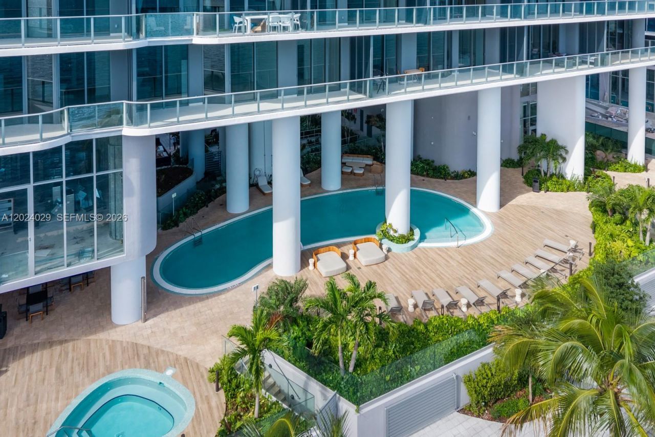 700 NE 24th St , Unit PH6005, Miami, FL 33137 Photo